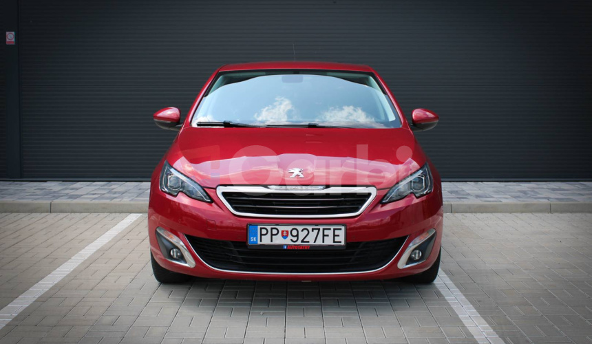 Peugeot 308 1,2i 81kW PureTech/Navi Vymenené rozvody / servisná knižka