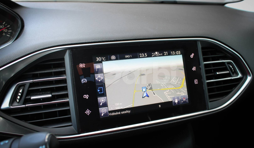 Peugeot 308 1,2i 81kW PureTech/Navi Vymenené rozvody / servisná knižka