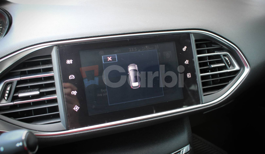 Peugeot 308 1,2i 81kW PureTech/Navi Vymenené rozvody / servisná knižka