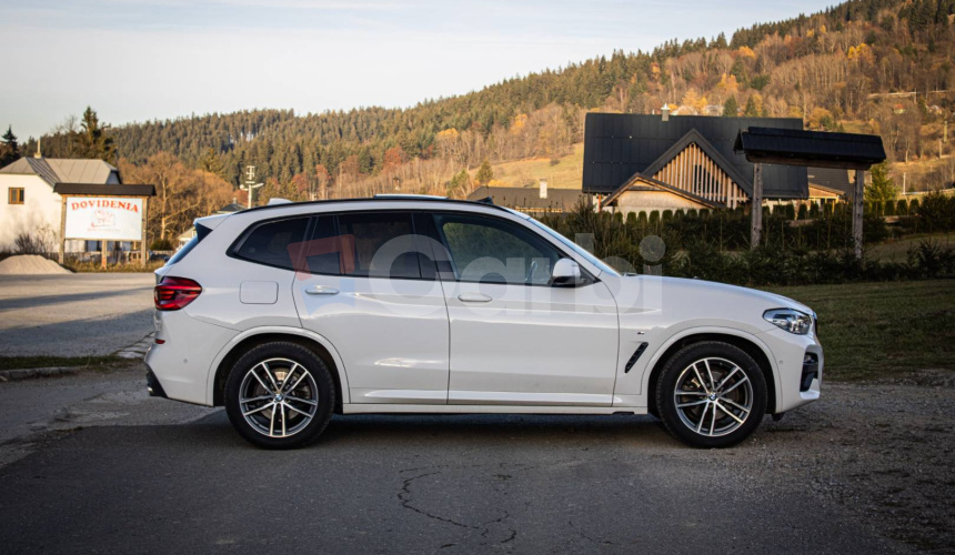 BMW X3 xDrive 20d Msport, Panoráma, HUD, Keylles-go, ambient, El ťažné, po servise