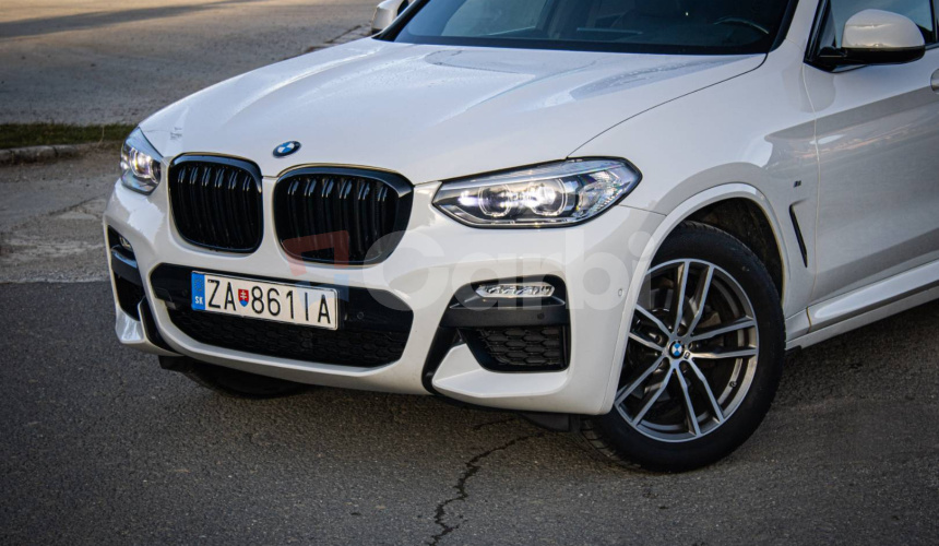 BMW X3 xDrive 20d Msport, Panoráma, HUD, Keylles-go, ambient, El ťažné, po servise