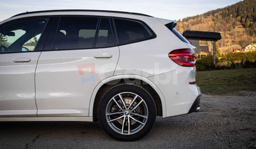 BMW X3 xDrive 20d Msport, Panoráma, HUD, Keylles-go, ambient, El ťažné, po servise