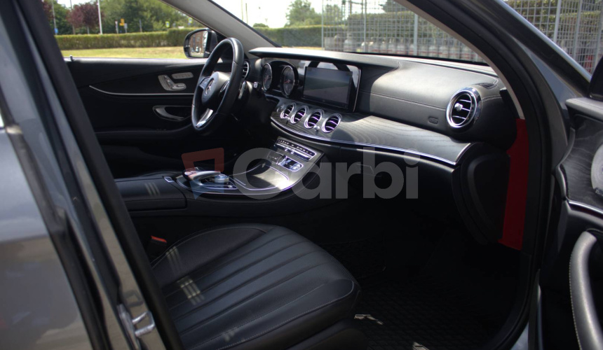 Mercedes-Benz E trieda Kombi 350d, 3.0 V6 190kw, 4 MATIC, AT9, TOP výbava