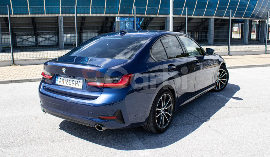 BMW Rad 3 330d xDrive A/T