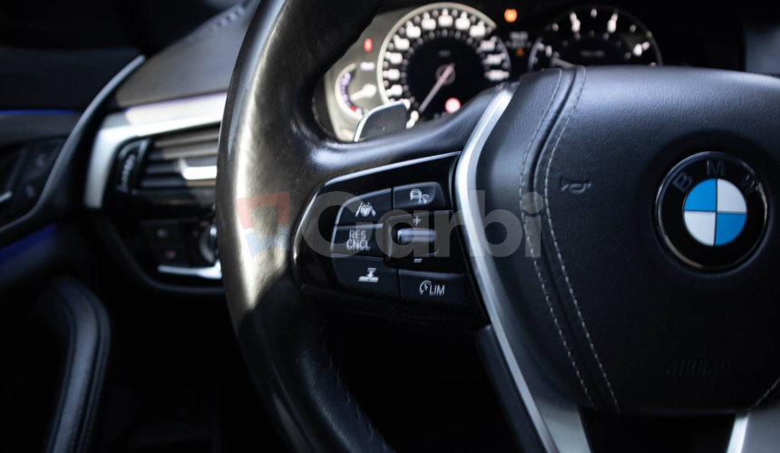 BMW Rad 5 530d xDrive A/T