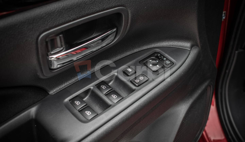 Mitsubishi Outlander 2.0 MIVEC Intense+ 4WD CVT