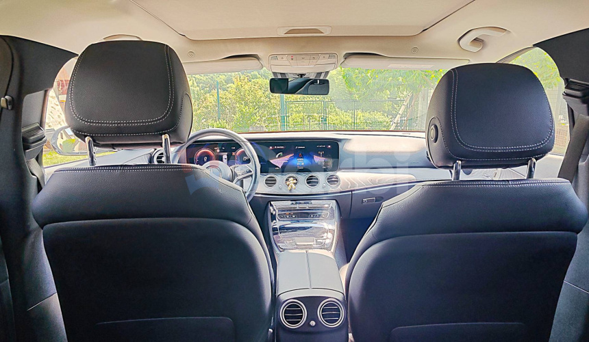 Mercedes-Benz E trieda Kombi 300 T d Avantgarde 4Matic 7-miestne