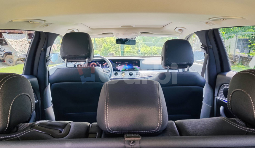 Mercedes-Benz E trieda Kombi 300 T d Avantgarde 4Matic 7-miestne