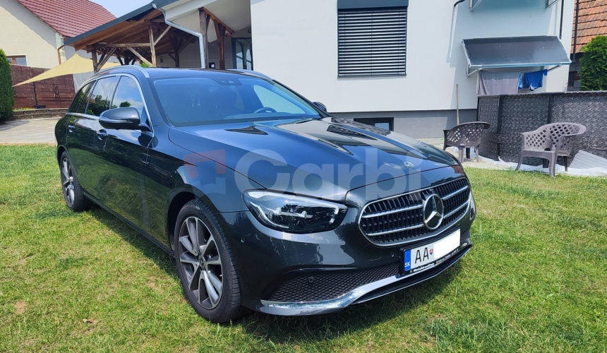 Mercedes-Benz E trieda Kombi 300 T d Avantgarde 4Matic 7-miestne