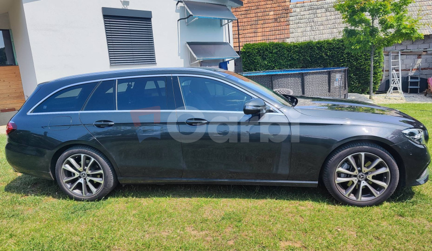 Mercedes-Benz E trieda Kombi 300 T d Avantgarde 4Matic 7-miestne