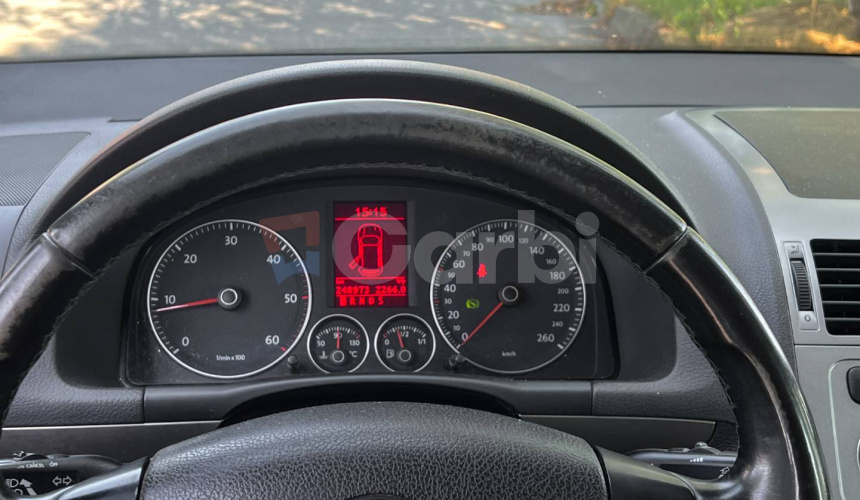 Volkswagen Touran 1.9 TDI DPF Conceptline DSG7