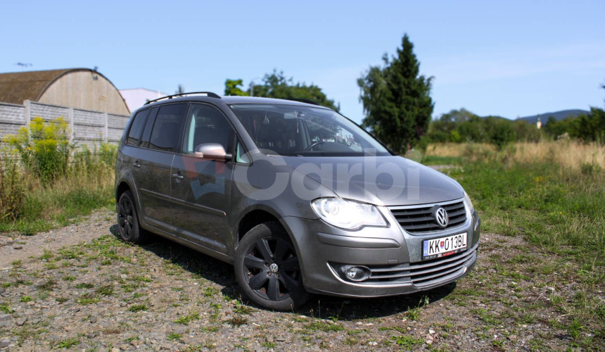 Volkswagen Touran 1.9 TDI DPF Conceptline DSG7