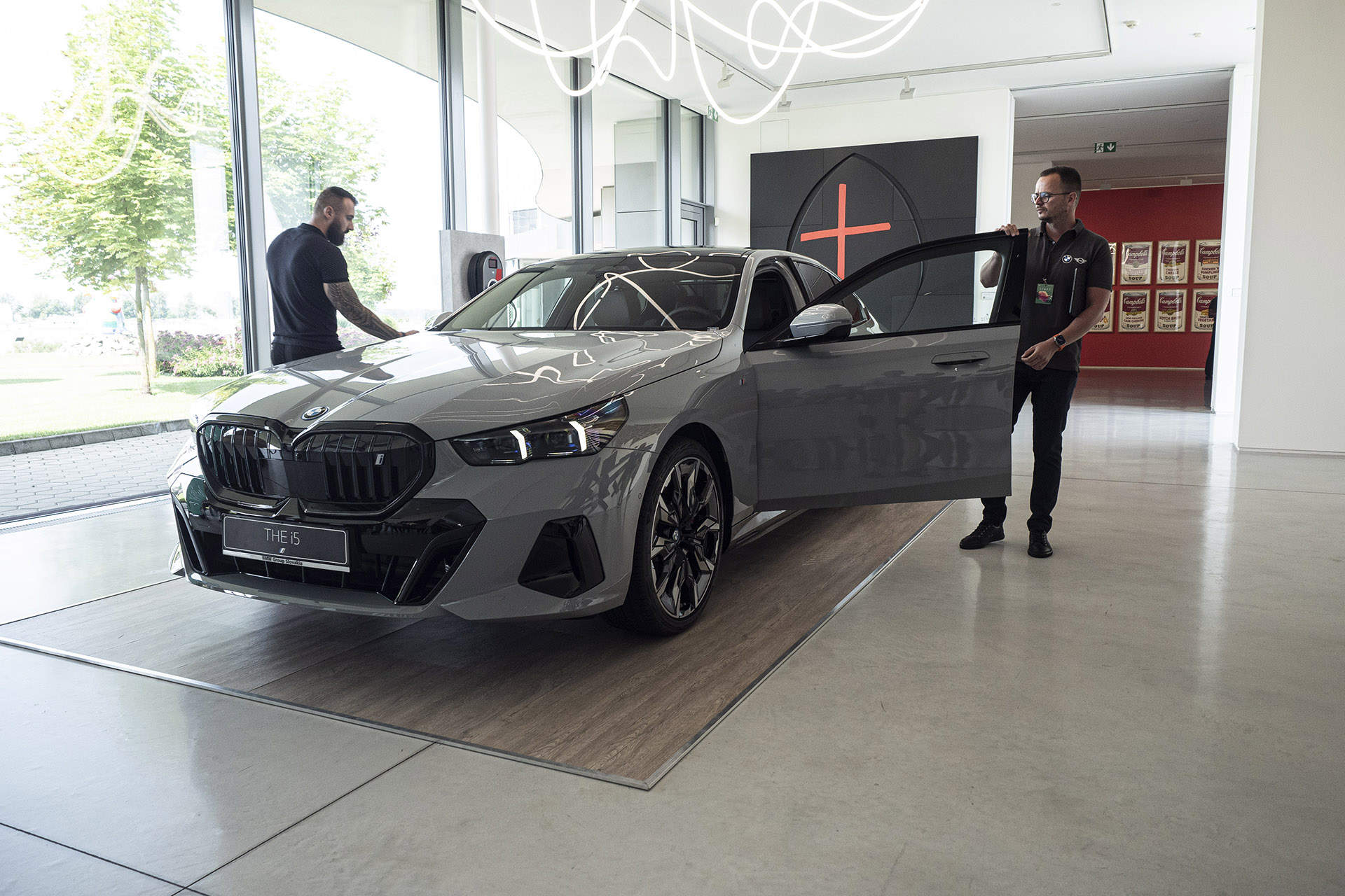 Videl som nové BMW radu 5, na vlastné oči je omnoho krajšie | Carbi.sk